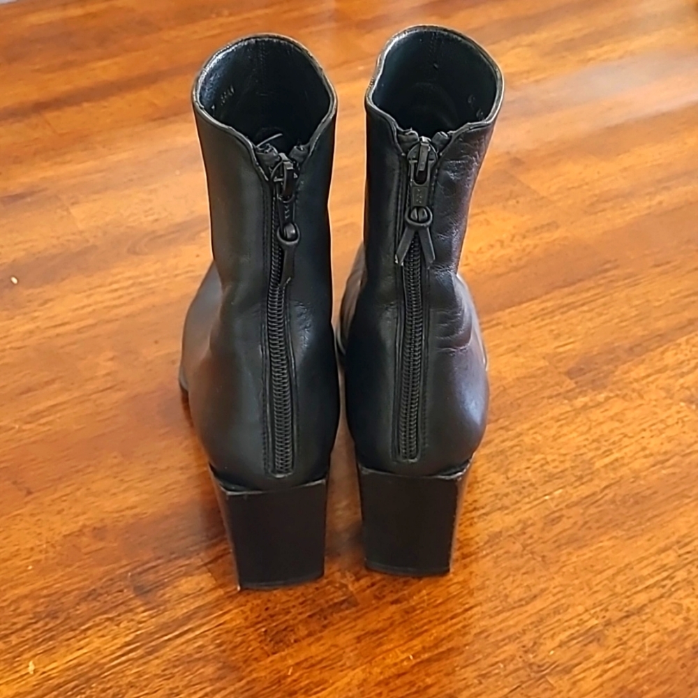 Stuart Weitzman Boots - Picture 3 of 6